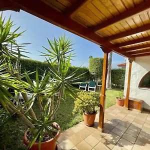 https://bungalow-deluxe-las-palomas.in-canary-islands.com