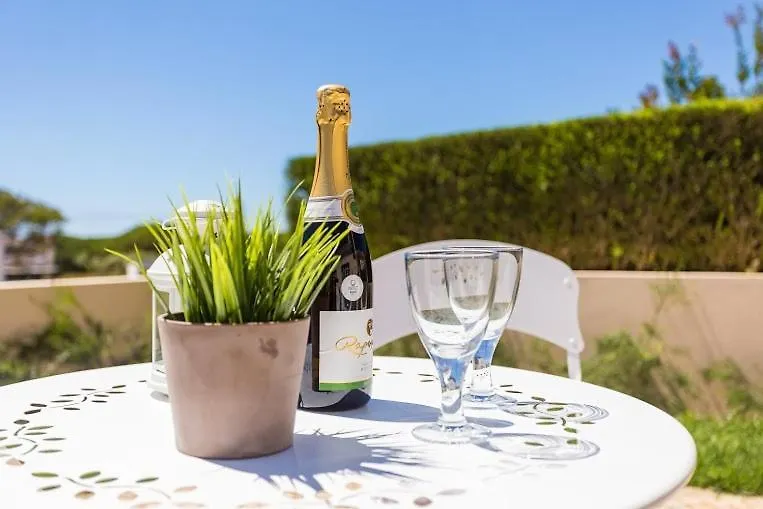 Villas T3 Com Jardim Vila Sagres 0*,  Portugal